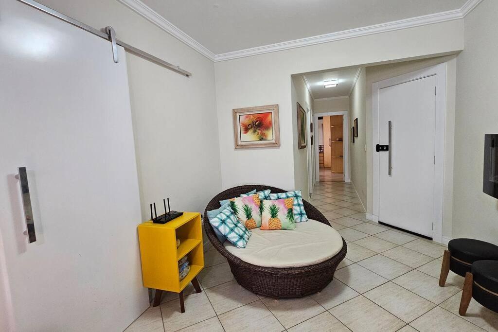 Apto Em Apartamento Balneario Camboriu